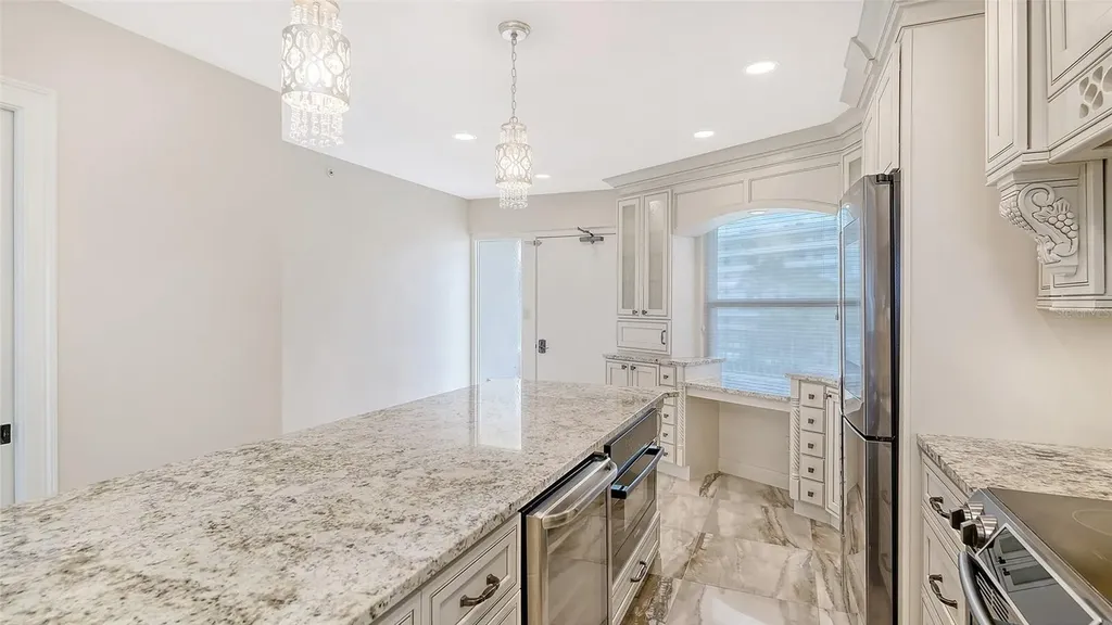 5740 Midnight Pass Road Sarasota FL 34242
