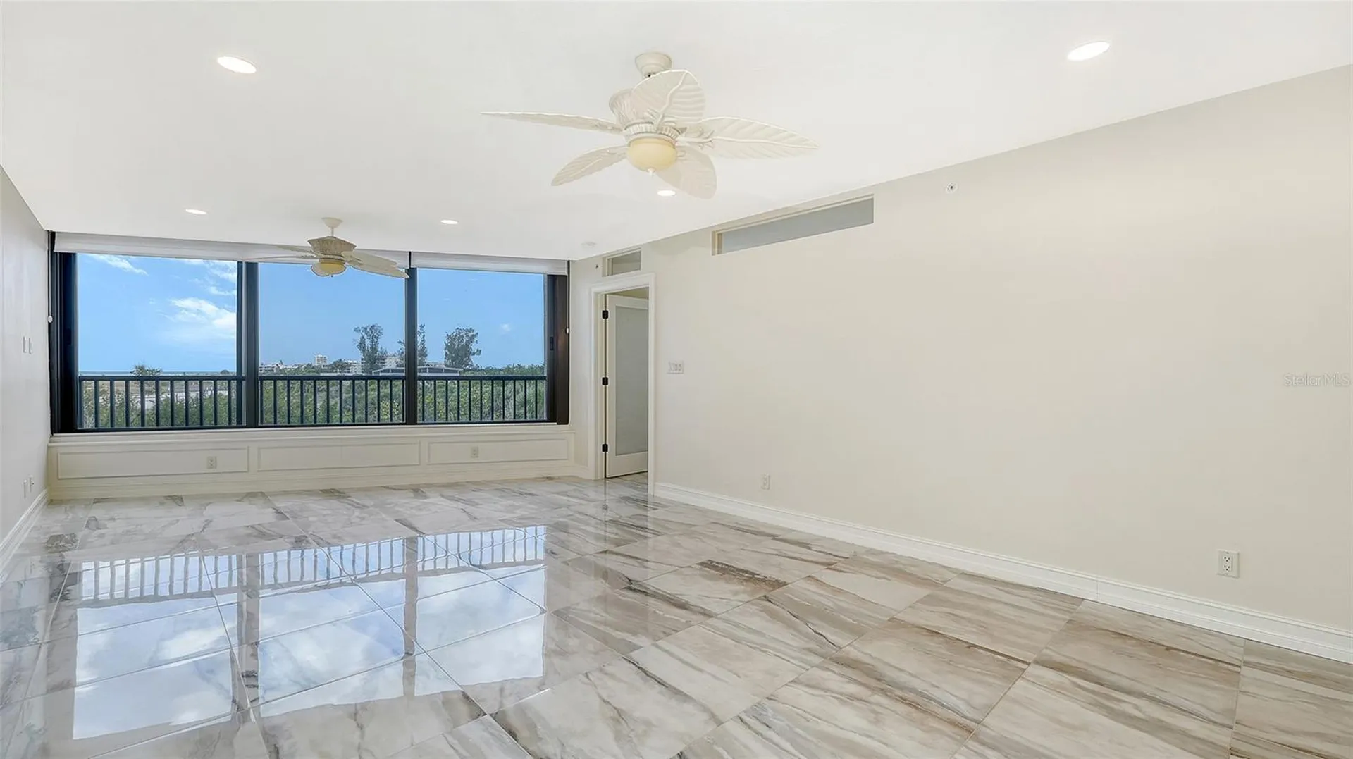 5740 Midnight Pass Road Sarasota FL 34242