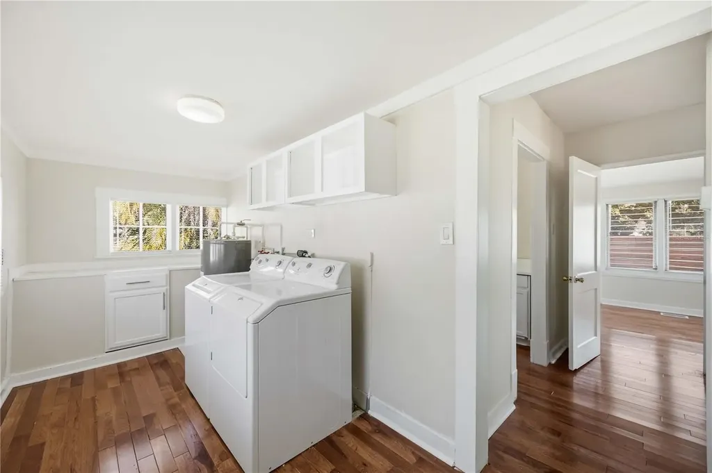 2710 3rd Avenue W Bradenton FL 34205
