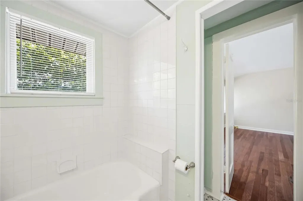 2710 3rd Avenue W Bradenton FL 34205