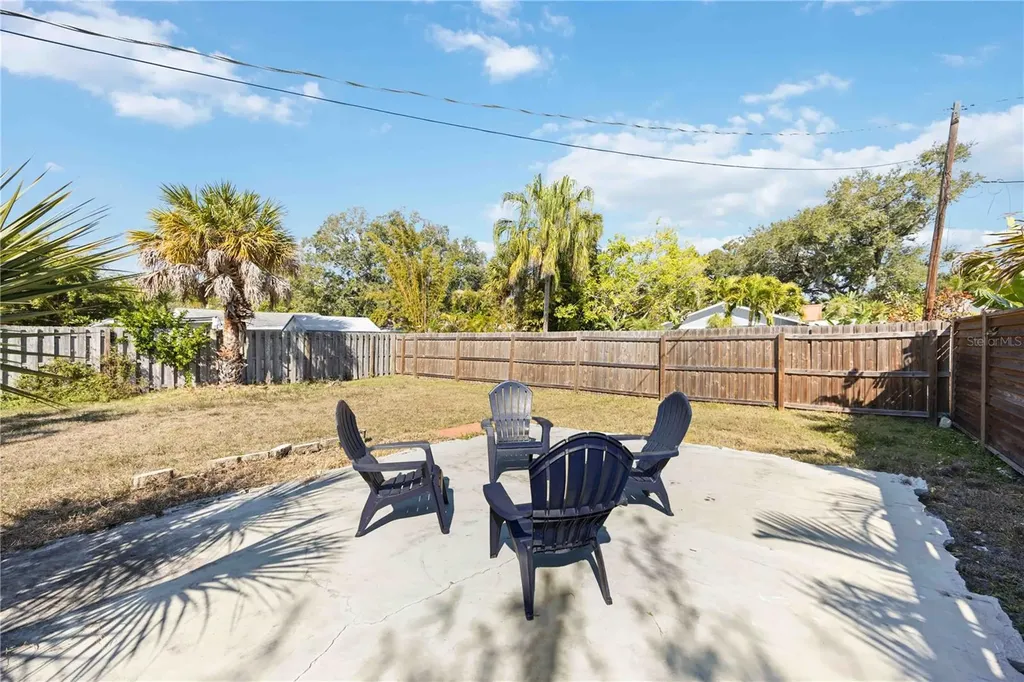 2710 3rd Avenue W Bradenton FL 34205