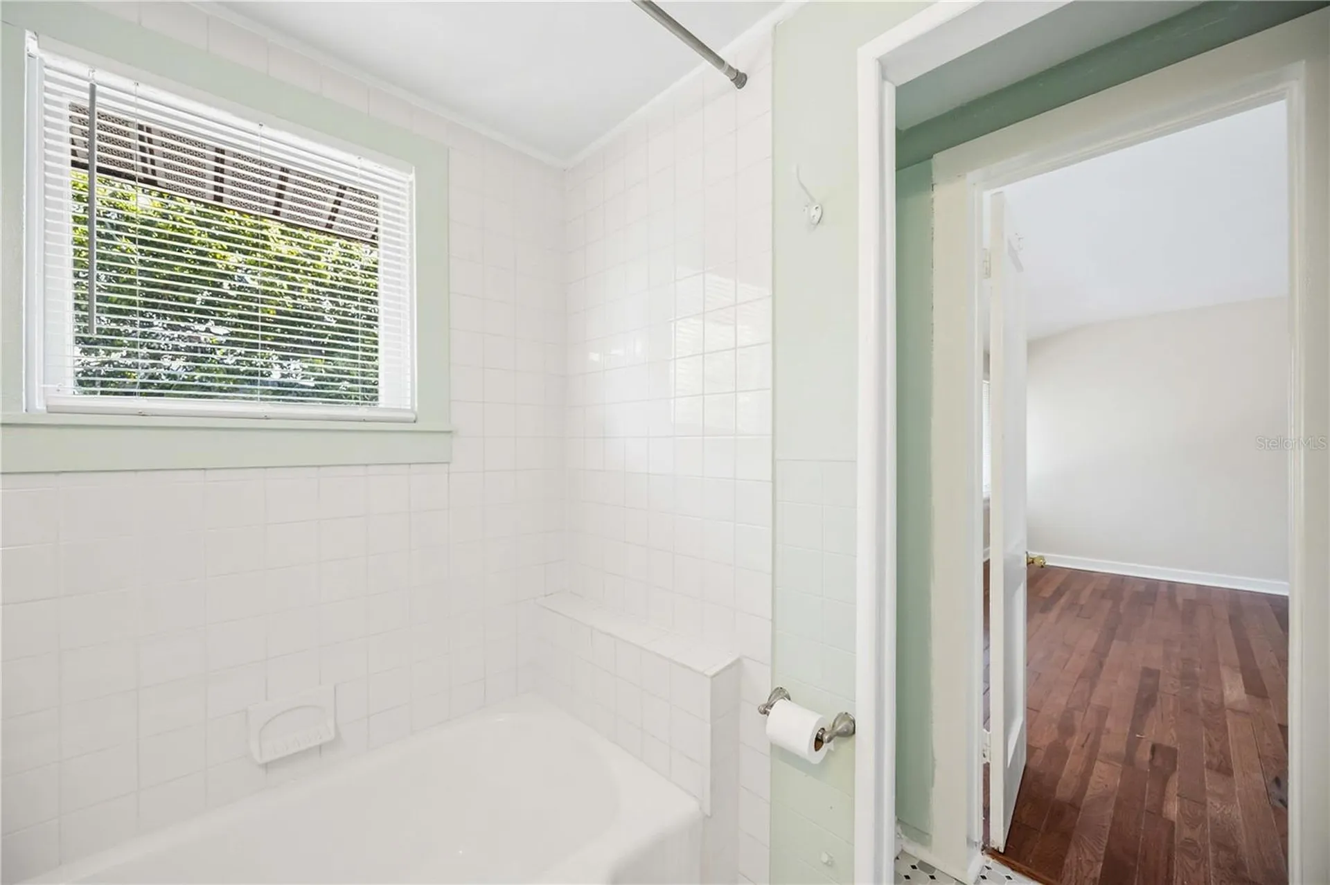2710 3rd Avenue W Bradenton FL 34205