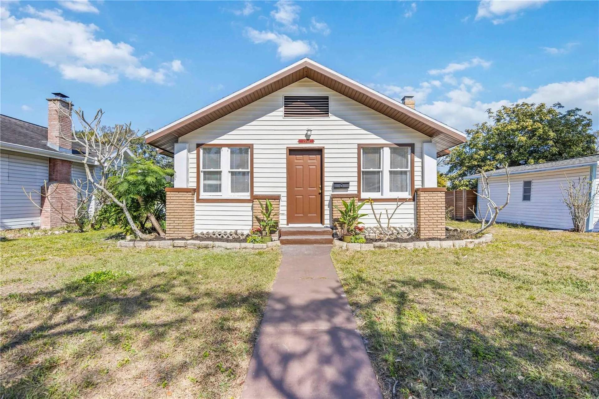 2710 3rd Avenue W Bradenton FL 34205