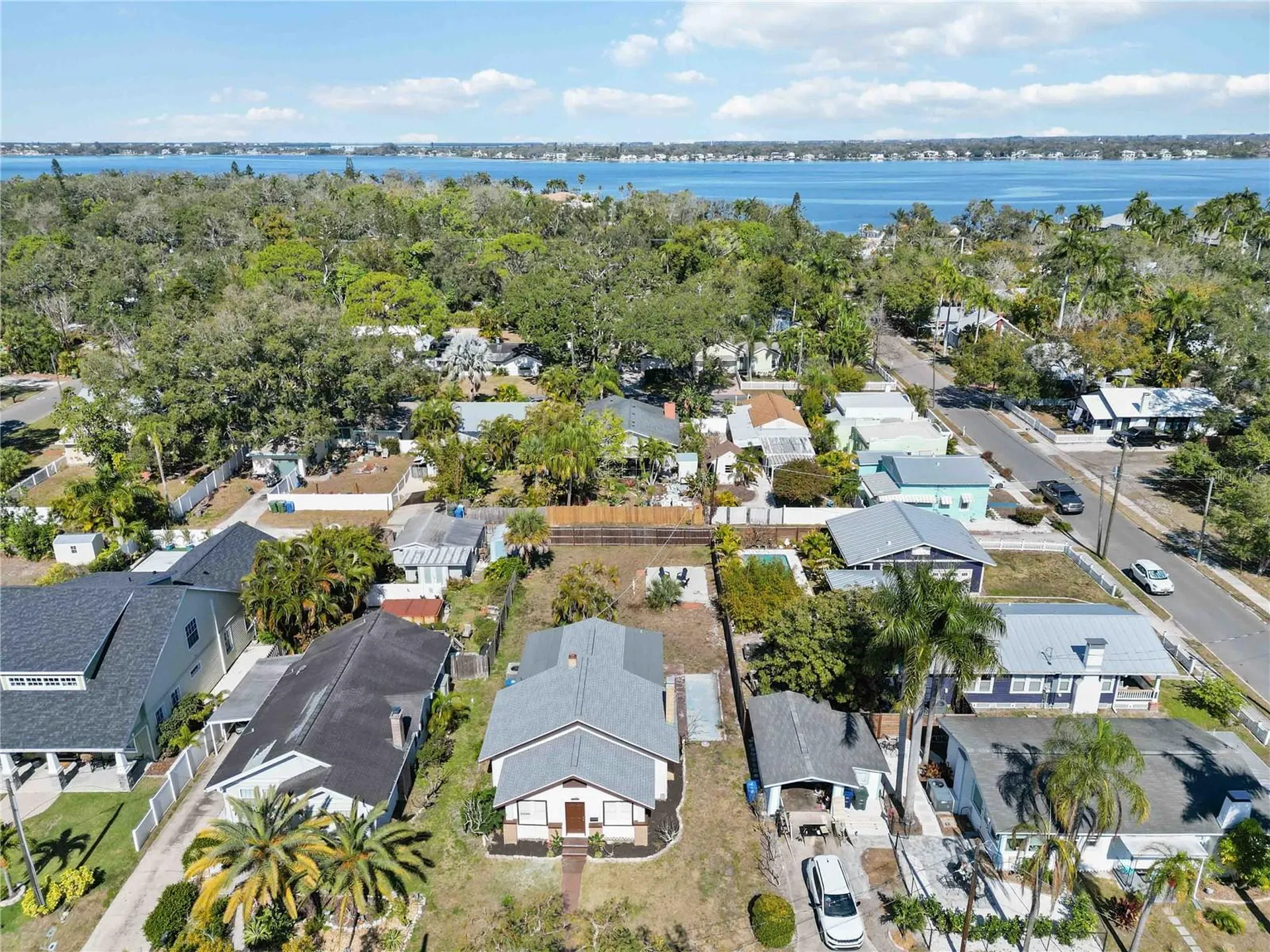 2710 3rd Avenue W Bradenton FL 34205