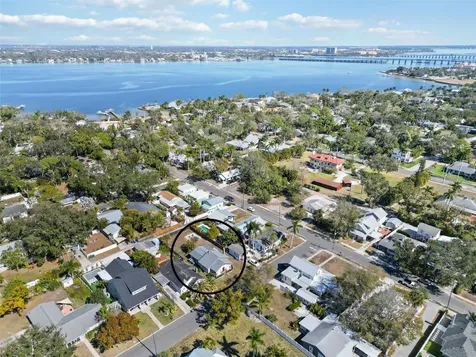 2710 3rd Avenue W Bradenton FL 34205