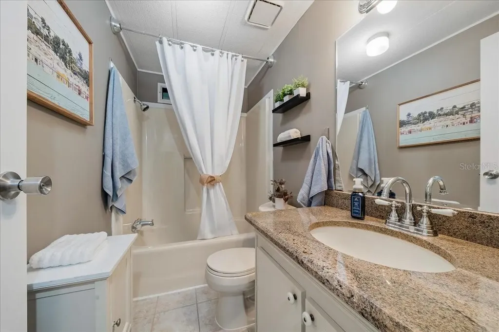 1003 Matthew Avenue Lady Lake FL 32159
