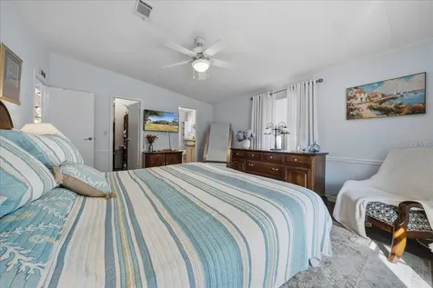 1003 Matthew Avenue Lady Lake FL 32159