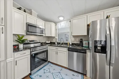 1003 Matthew Avenue Lady Lake FL 32159