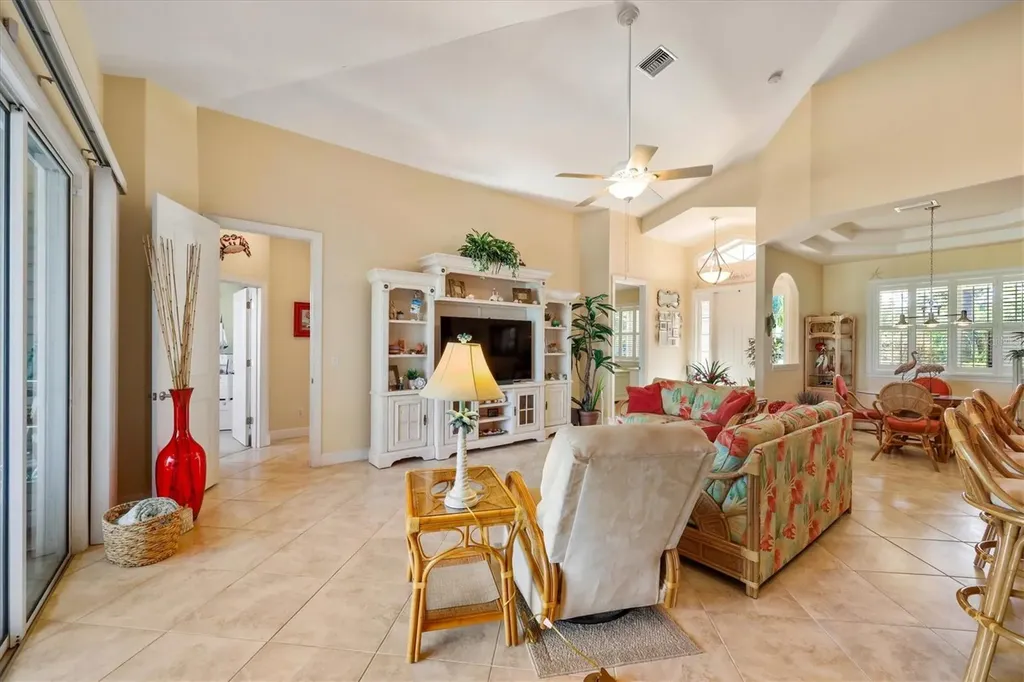 23 Medalist Place Rotonda West FL 33947