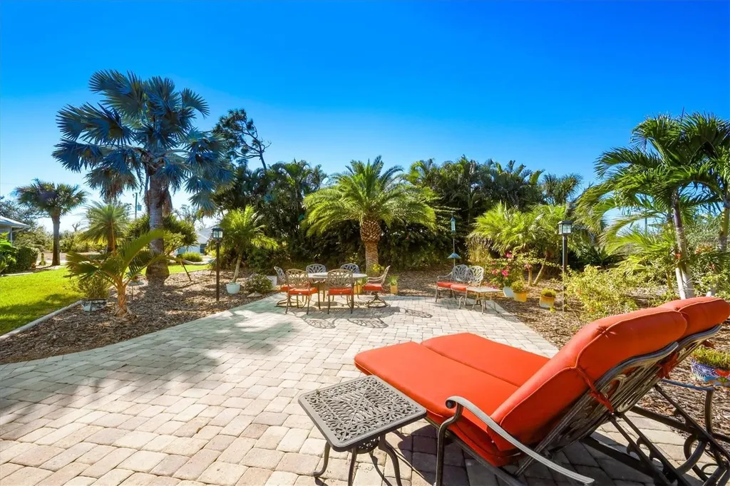 23 Medalist Place Rotonda West FL 33947