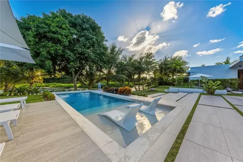 7000 Bahia Beach Blvd., 23 Las Estancias Rio Grande PR 00745