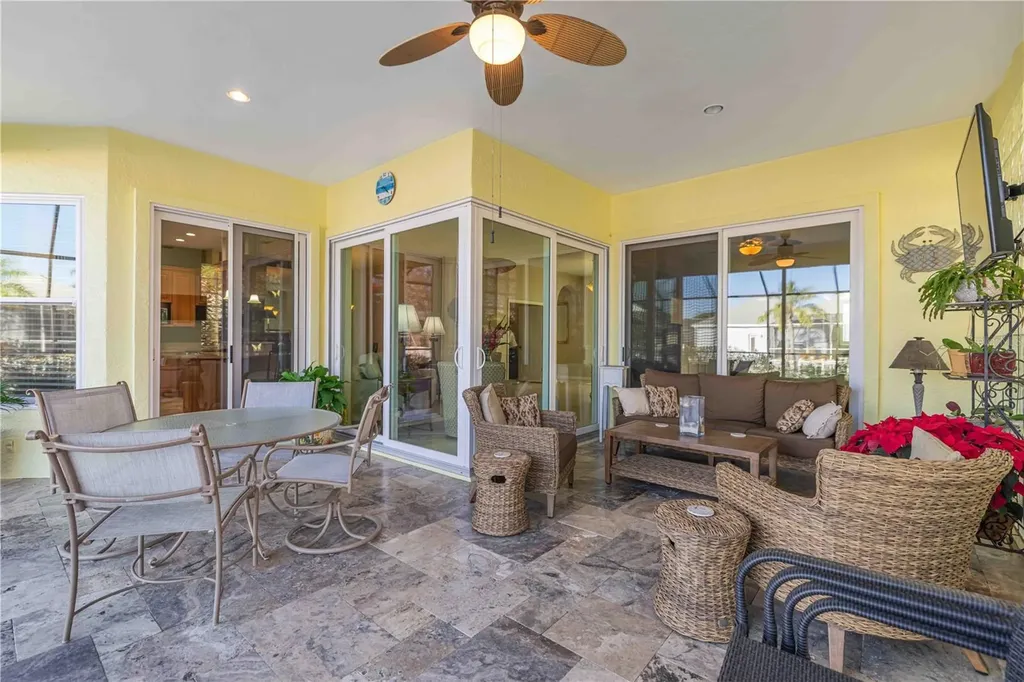 204 Americas Cup Boulevard Bradenton FL 34208