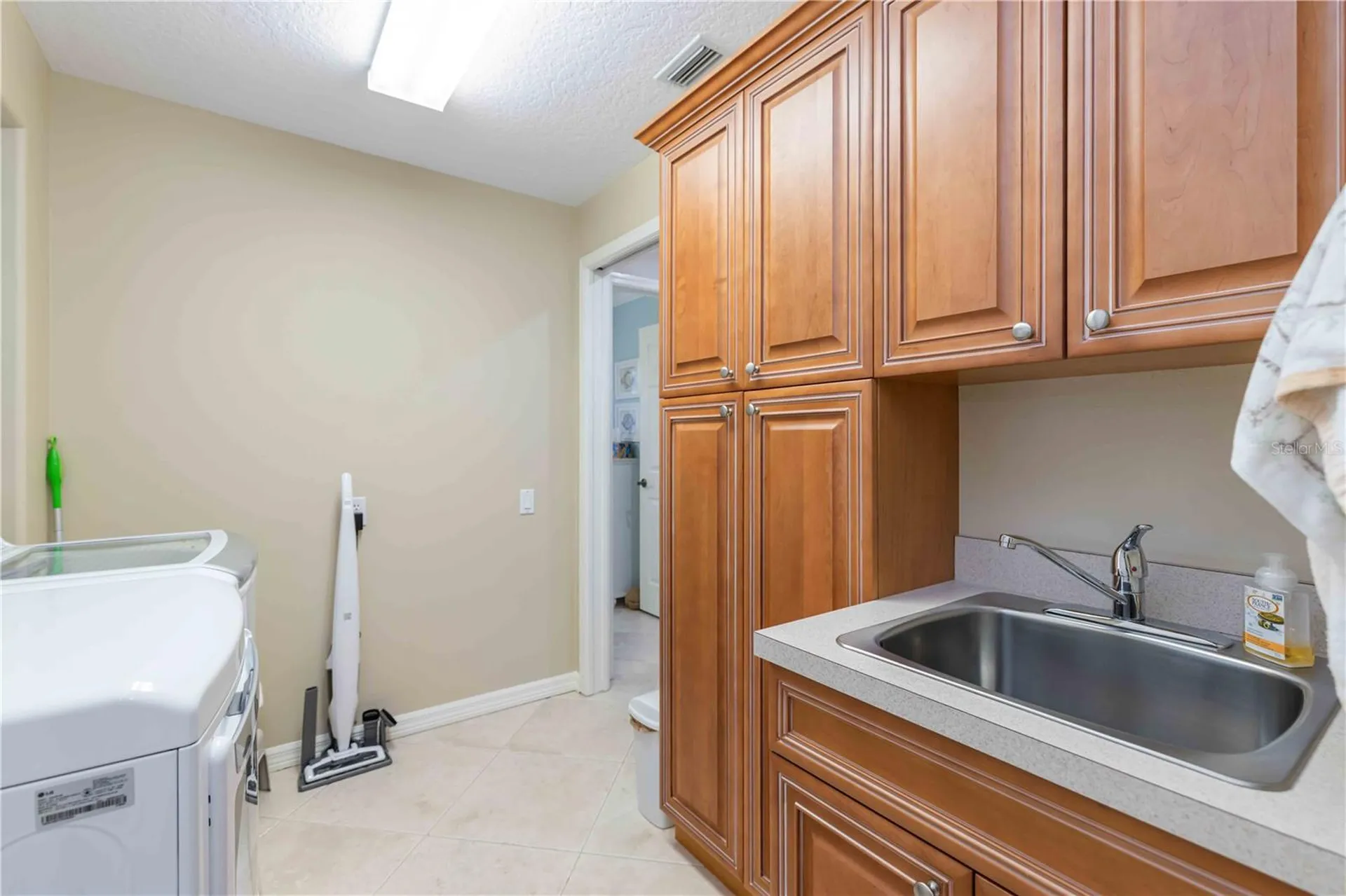 204 Americas Cup Boulevard Bradenton FL 34208