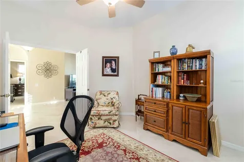 204 Americas Cup Boulevard Bradenton FL 34208