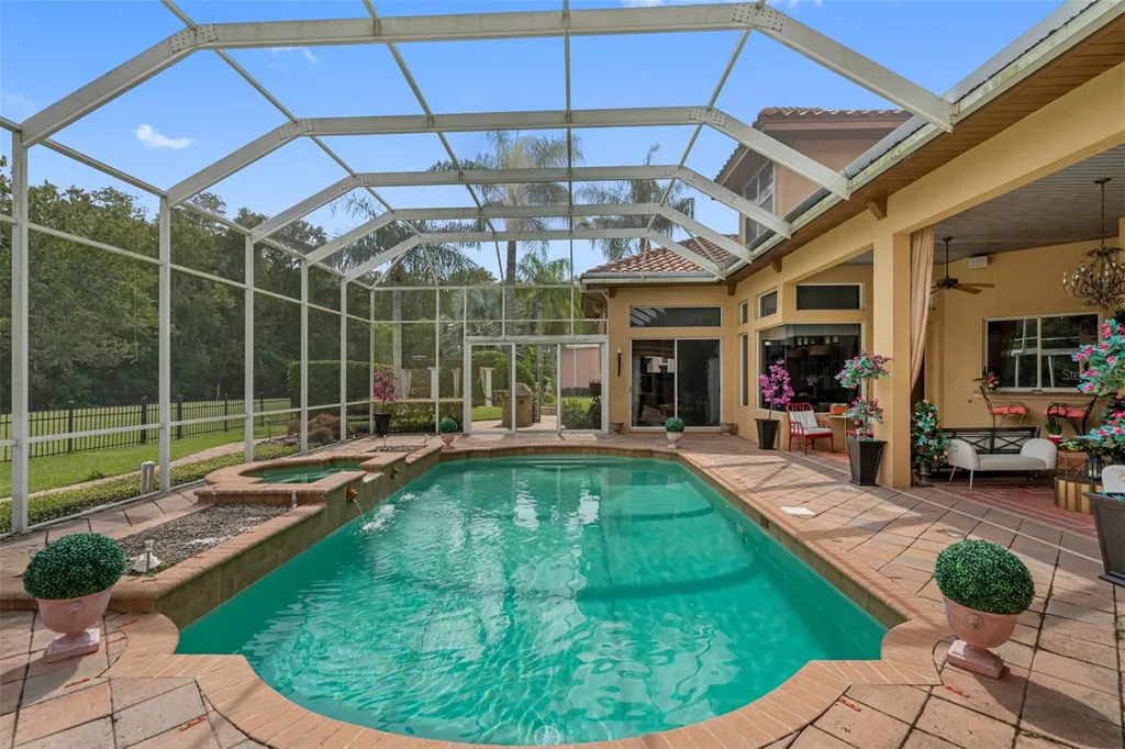 531 Isleworth Close Tarpon Springs FL 34688