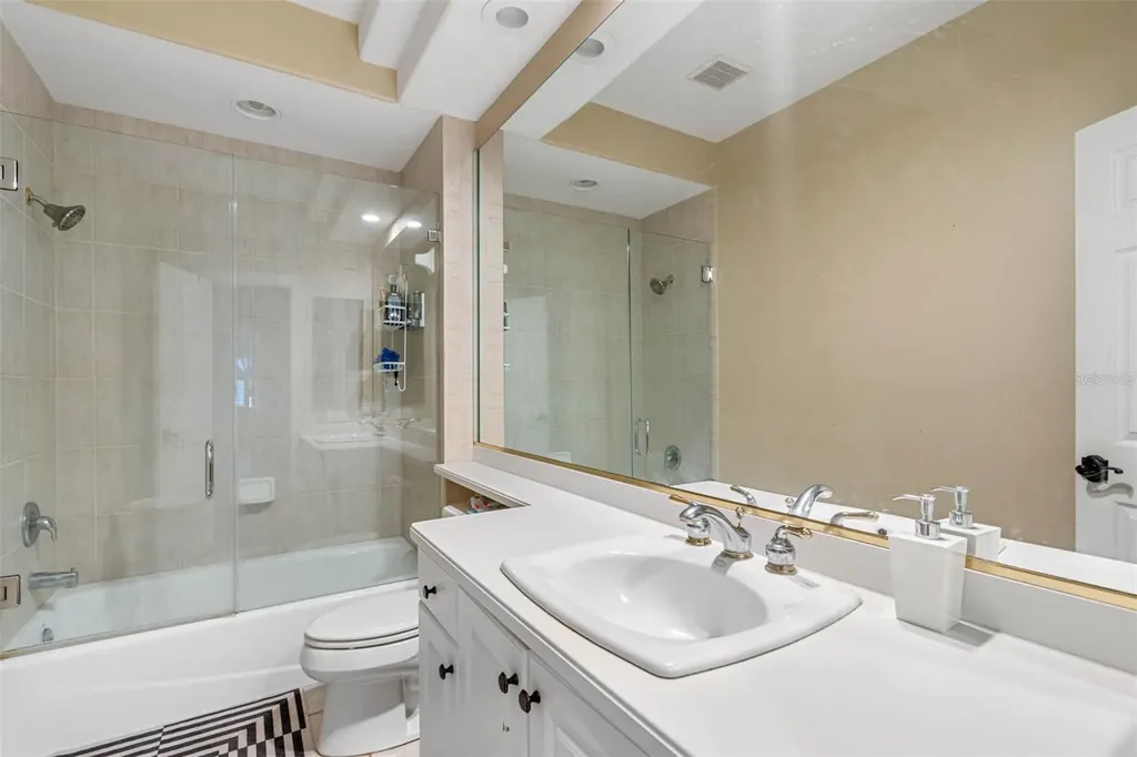 531 Isleworth Close Tarpon Springs FL 34688