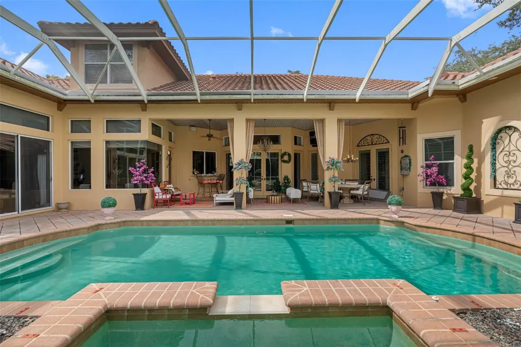 531 Isleworth Close Tarpon Springs FL 34688