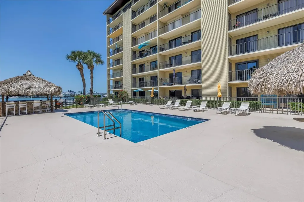 650 Island Way Clearwater Beach FL 33767