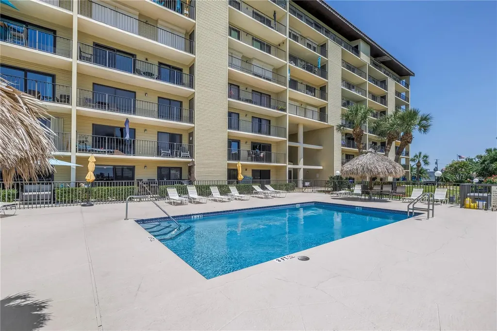 650 Island Way Clearwater Beach FL 33767