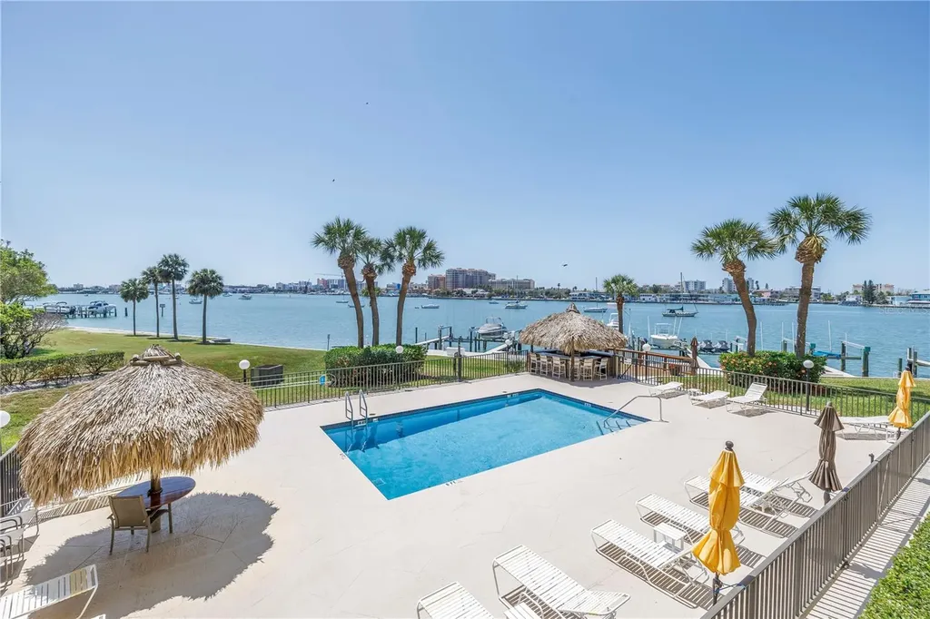650 Island Way Clearwater Beach FL 33767
