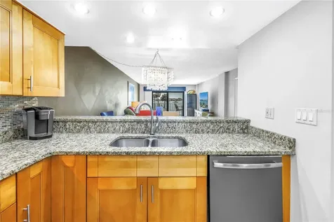 650 Island Way Clearwater Beach FL 33767