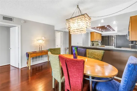 650 Island Way Clearwater Beach FL 33767