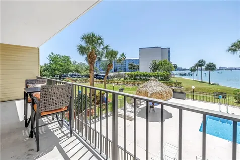 650 Island Way Clearwater Beach FL 33767