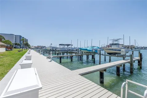 650 Island Way Clearwater Beach FL 33767