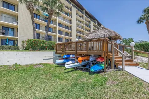 650 Island Way Clearwater Beach FL 33767