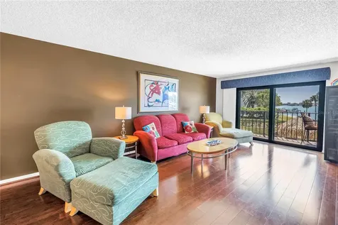 650 Island Way Clearwater Beach FL 33767
