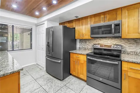 650 Island Way Clearwater Beach FL 33767