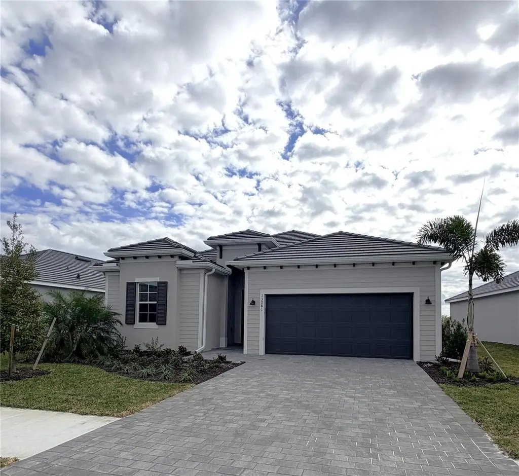 13081 Tulum Loop Venice FL 34293