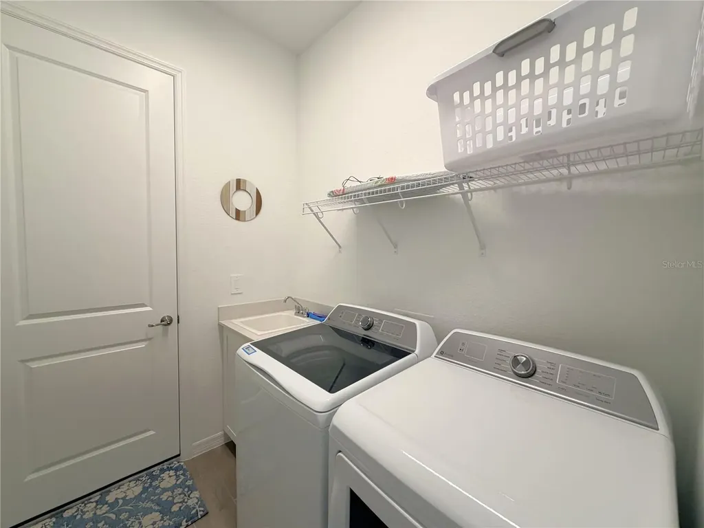 13081 Tulum Loop Venice FL 34293