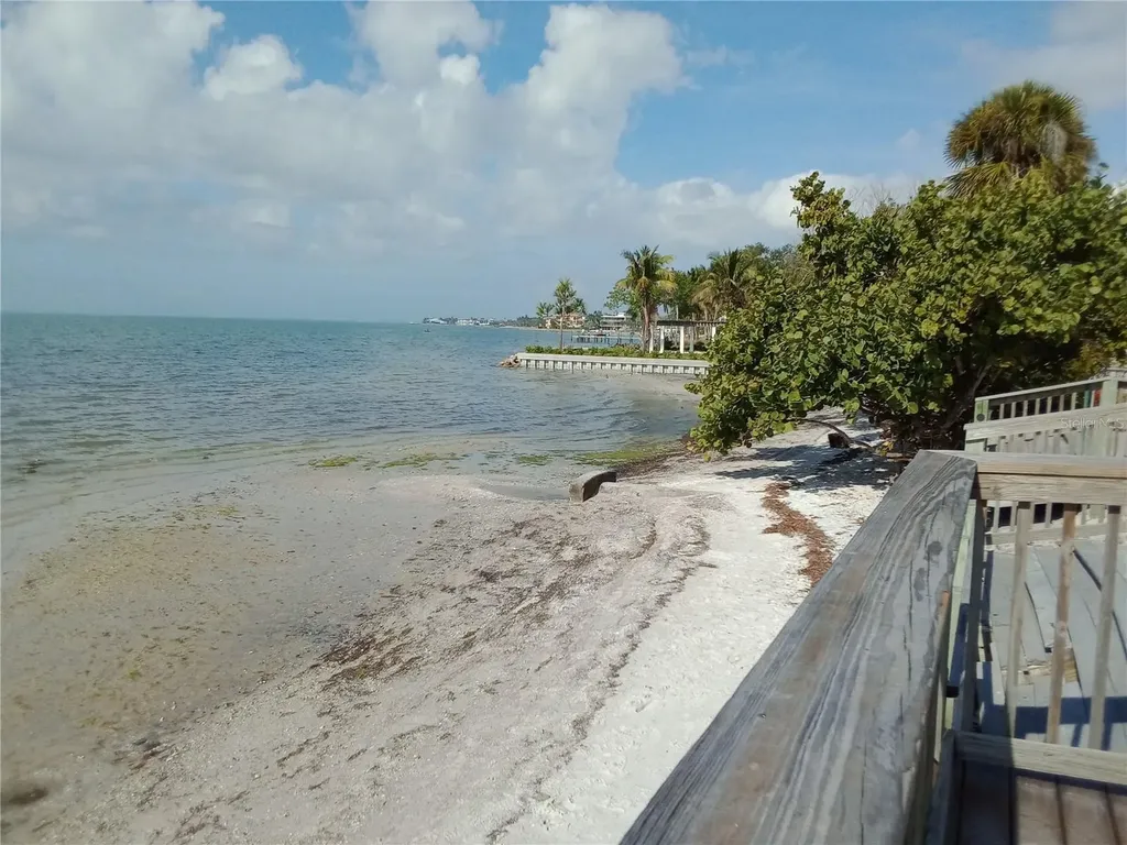 1010 Indian Beach Drive Sarasota FL 34234