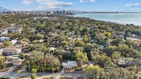 1010 Indian Beach Drive Sarasota FL 34234