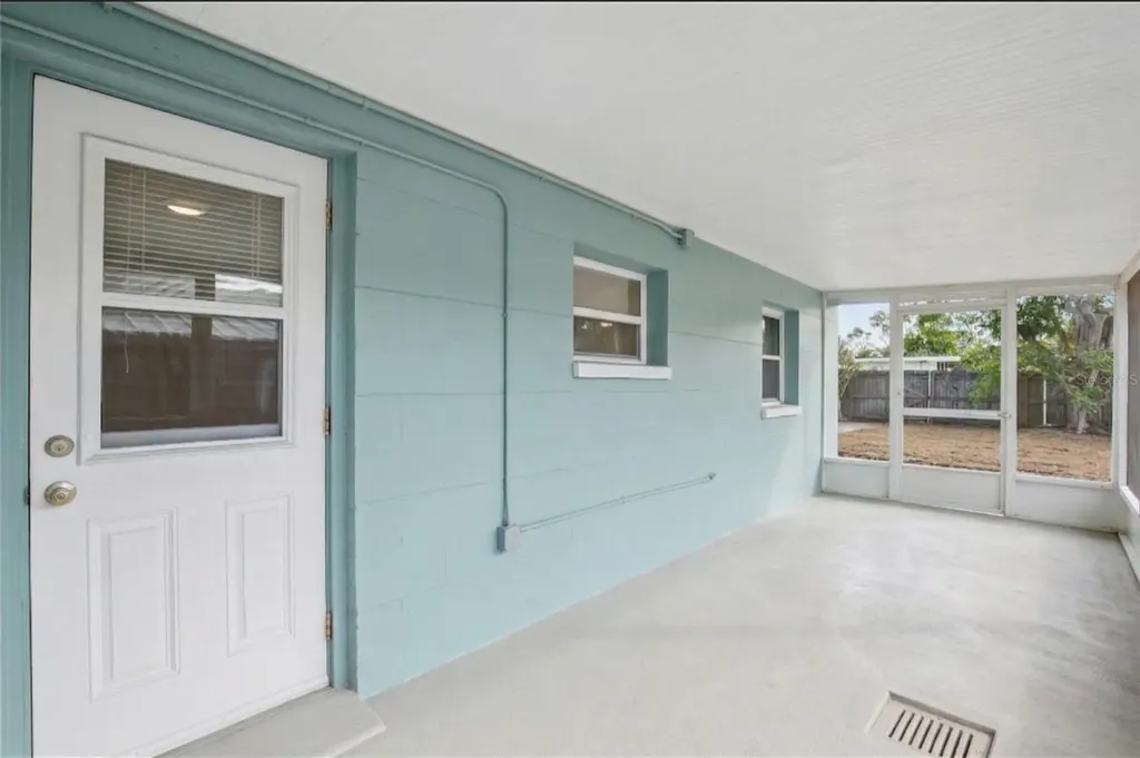 640 59th Street S St Petersburg FL 33707