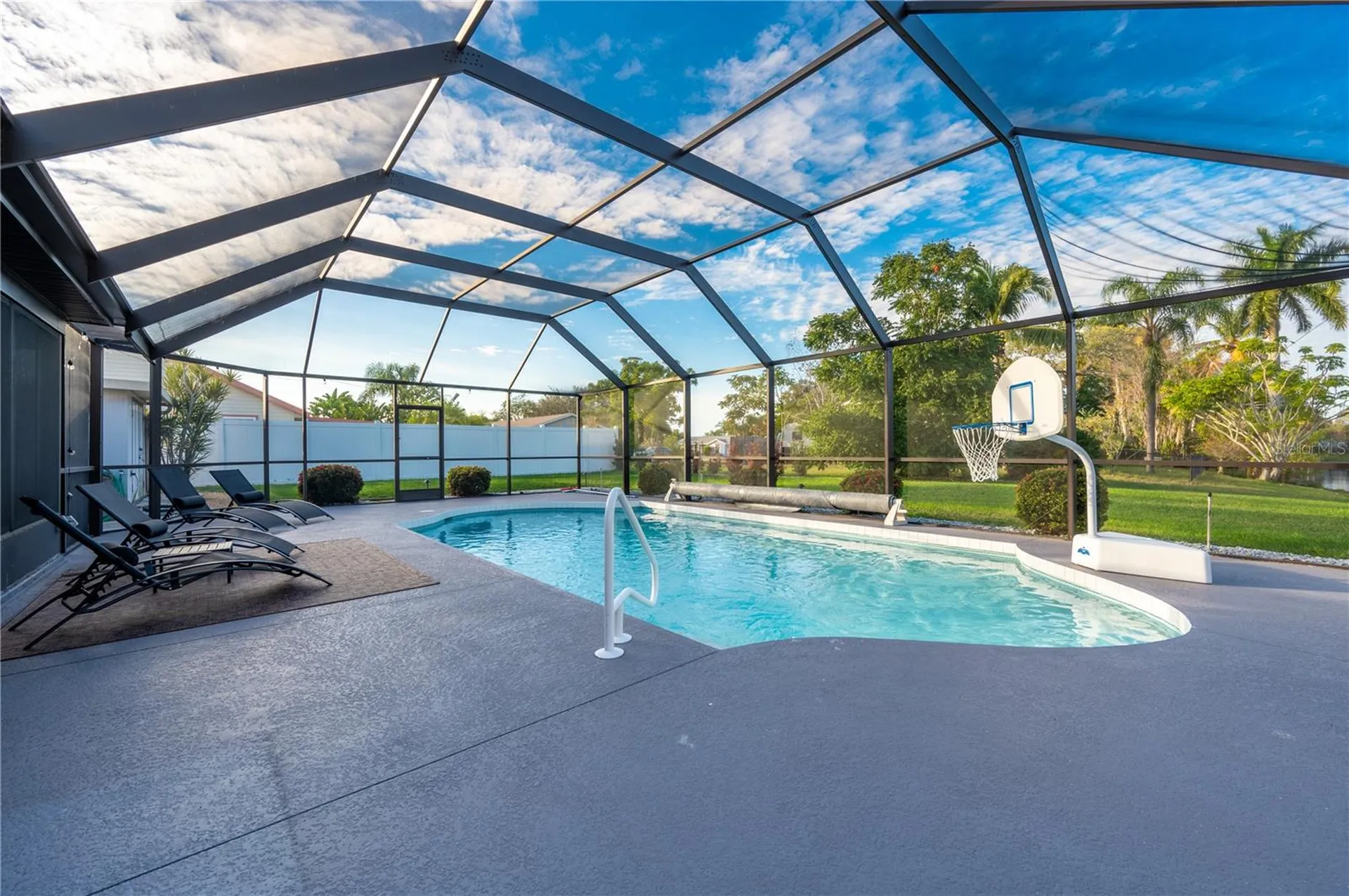 6504 39th Avenue W Bradenton FL 34209