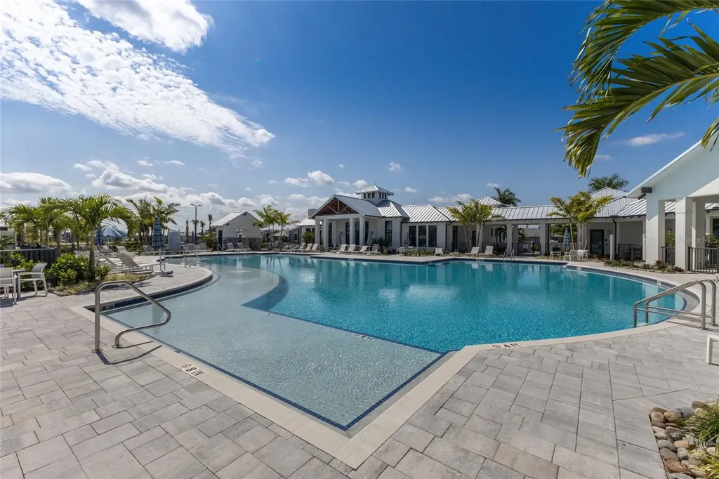 17615 Savory Mist Circle Bradenton FL 34211