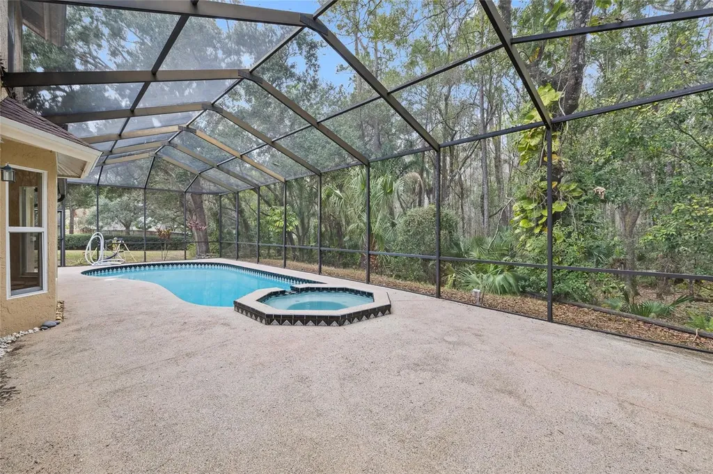 16105 Cambria Court Tampa FL 33647