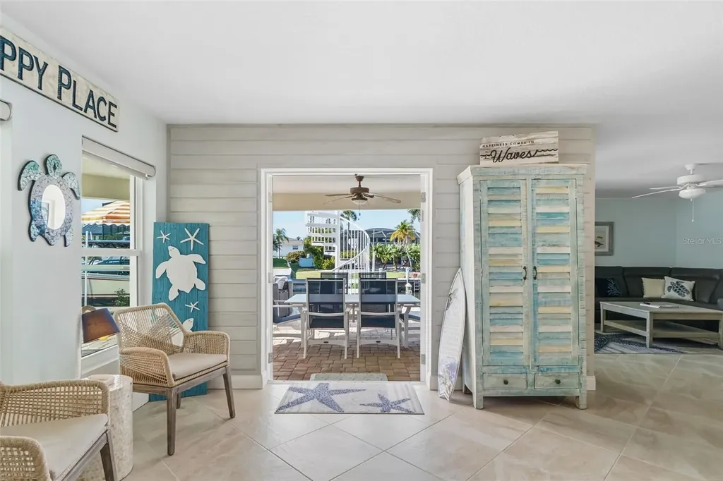 1725 Baywood Drive Sarasota FL 34231