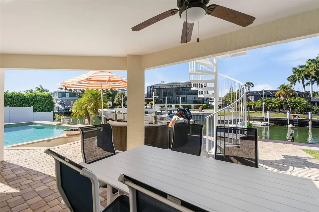 1725 Baywood Drive Sarasota FL 34231
