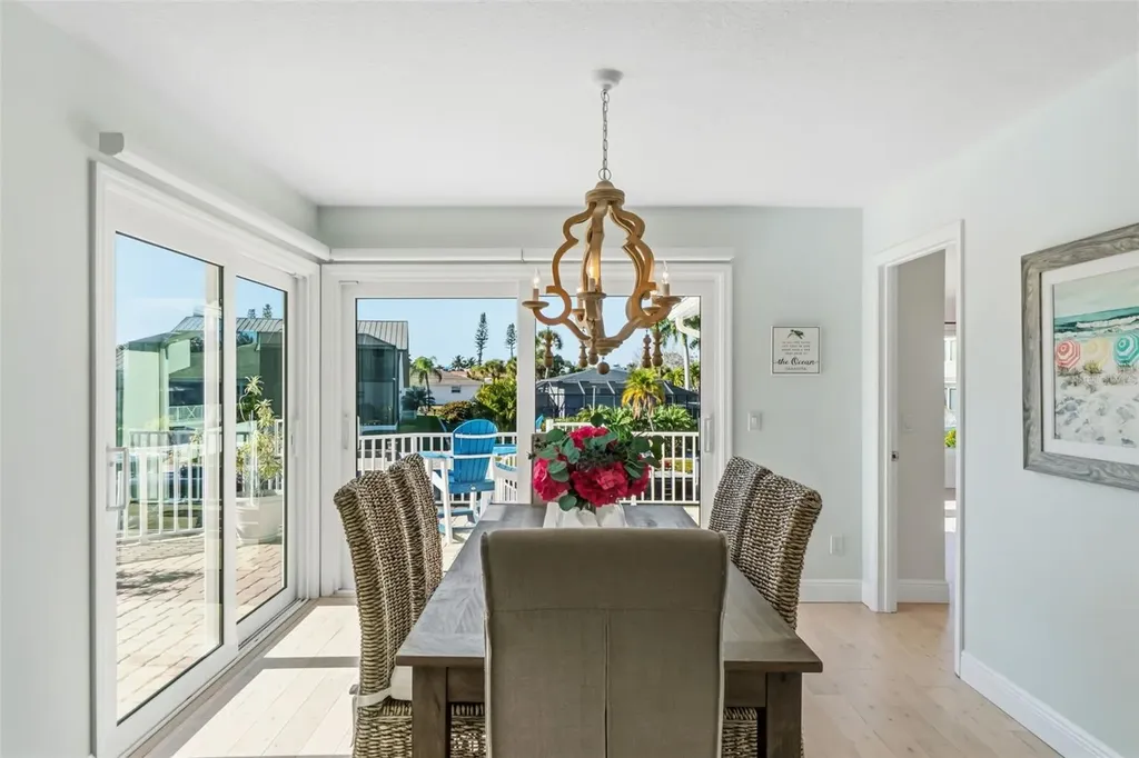 1725 Baywood Drive Sarasota FL 34231