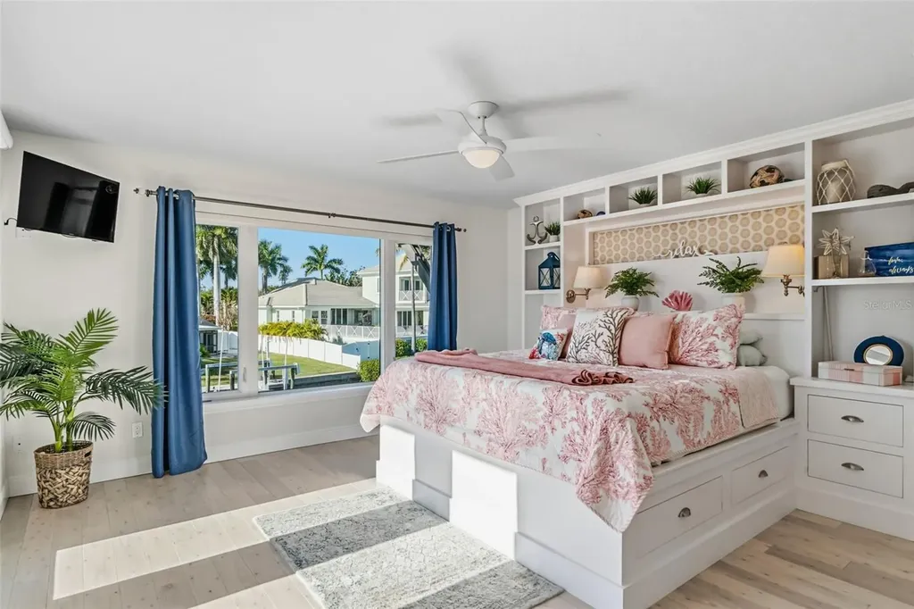 1725 Baywood Drive Sarasota FL 34231
