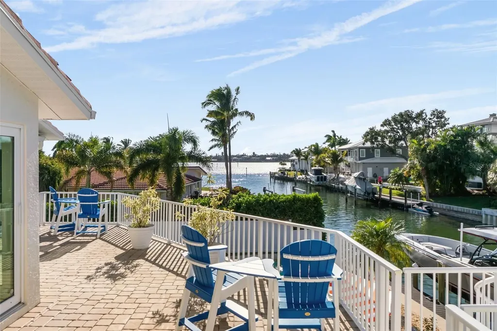 1725 Baywood Drive Sarasota FL 34231