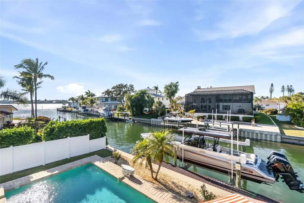 1725 Baywood Drive Sarasota FL 34231