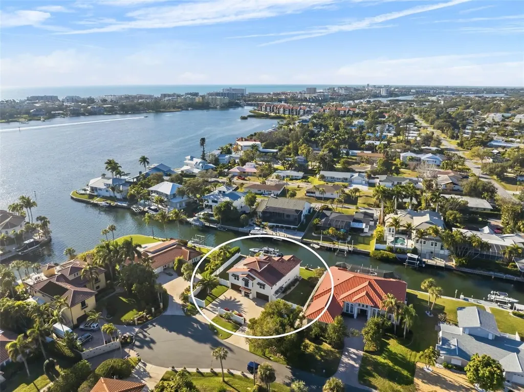 1725 Baywood Drive Sarasota FL 34231