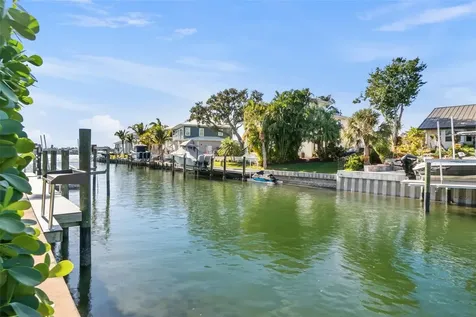 1725 Baywood Drive Sarasota FL 34231