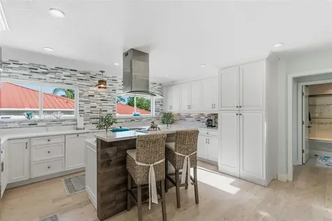 1725 Baywood Drive Sarasota FL 34231
