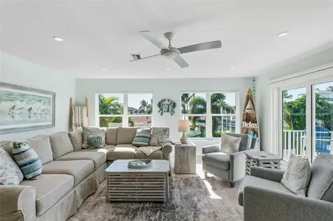 1725 Baywood Drive Sarasota FL 34231