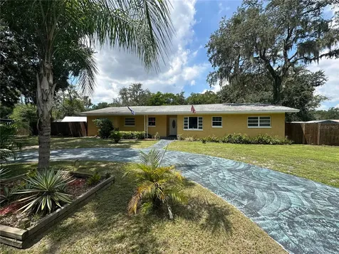 7202 N Center Drive Tampa FL 33604